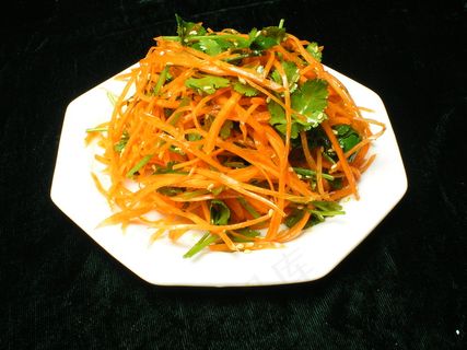 2712香拌胡萝卜丝.JPG
