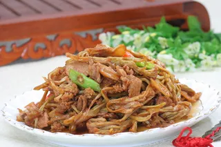 干菜花炒五花肉 (8)