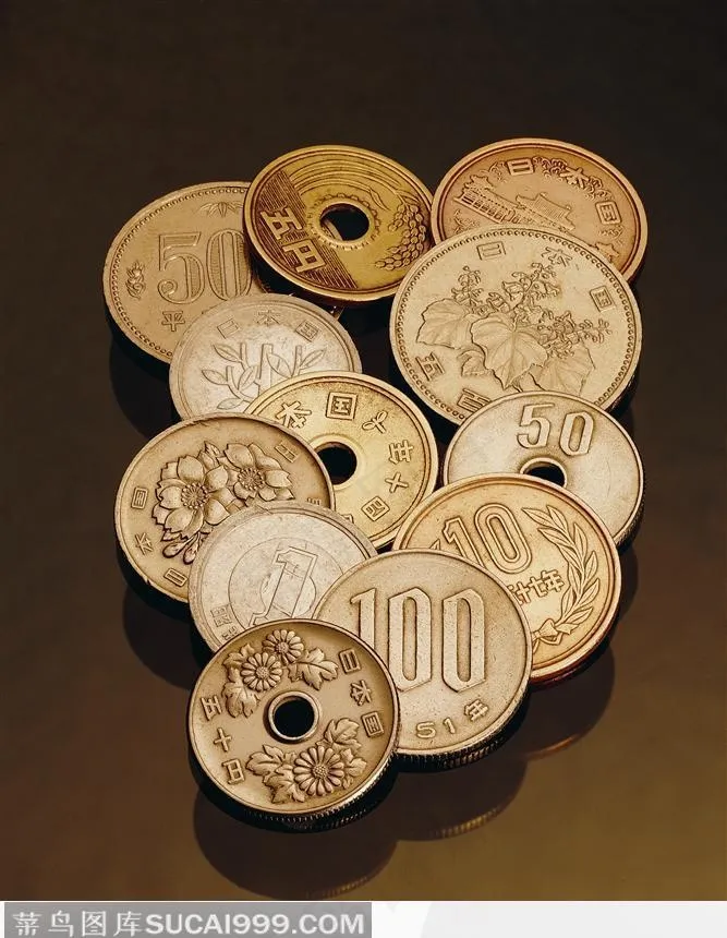 不同年代的硬币