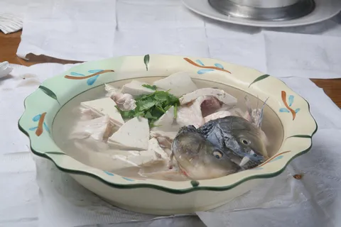 19河北二吃鱼 正定美食城