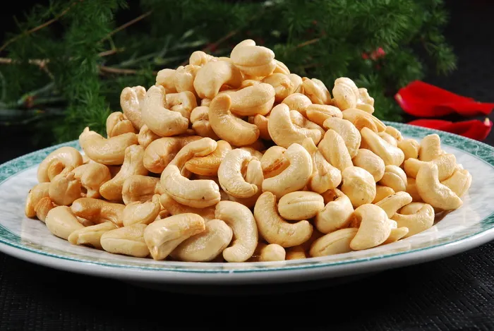 LCSC0597干炸腰果 38