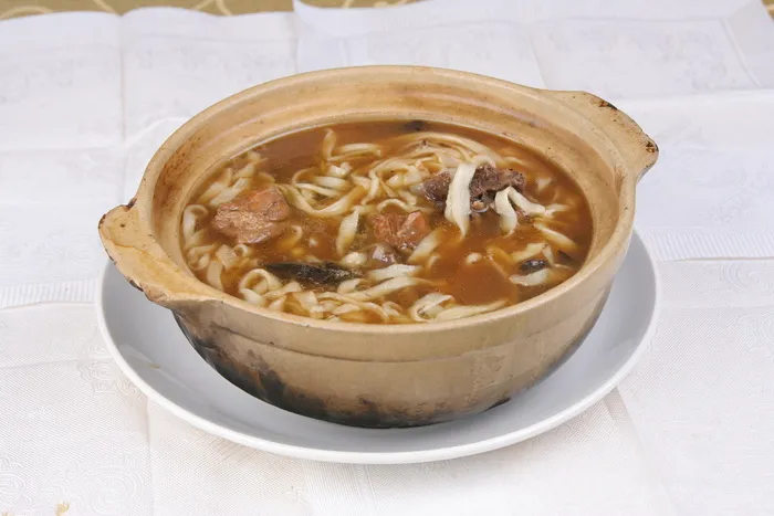 鸡肉香菇烩面-美食乡 鸡肉香菇烩面-美食乡