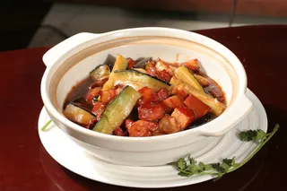 煲仔茄子肉28元