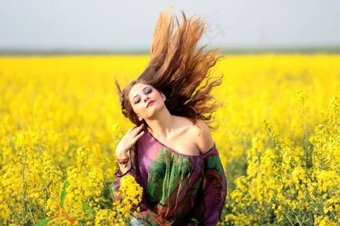 大胆女模特图片 大胆女模特图片