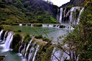 云南九龙瀑布风景素材图