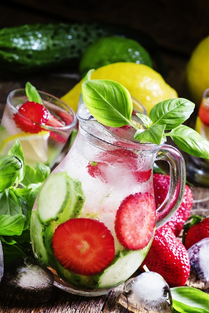 冰镇水果乐等近景微距摄影