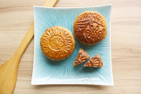 广式五仁月饼图片 广式五仁月饼图片