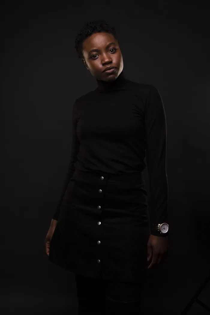 非洲黑皮肤女人图片