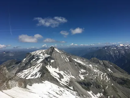 天空雪山景观图片 天空雪山景观图片