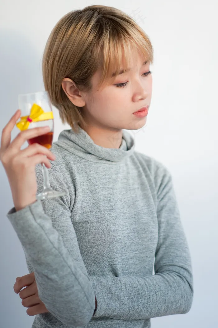 清新唯美可爱的女孩摄影图片