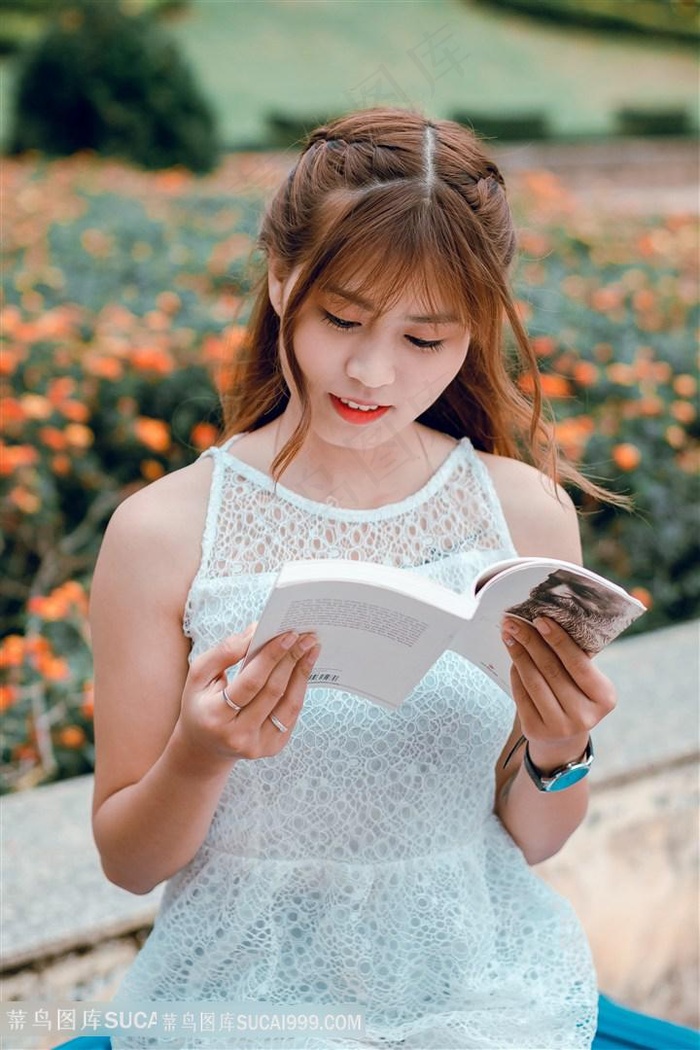 读书清纯美女