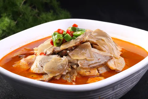 D00132酸萝卜炖羊肉 (3)