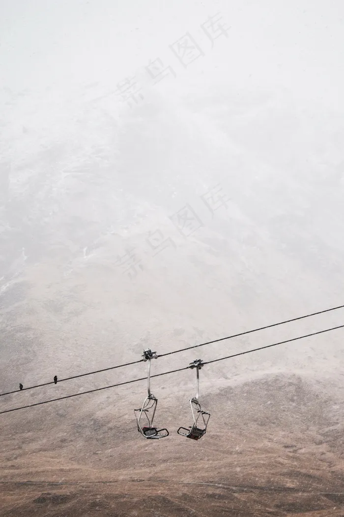 高空吊椅式电缆车图片