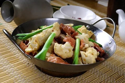 干锅美食焖锅湘菜麻辣香辣纸锅热干锅花菜