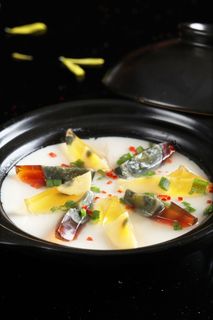 L01062皮蛋豆腐