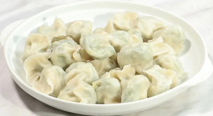 素三鲜水饺 12元例  西葫芦鸡蛋 16元例