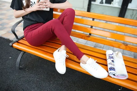 紧身裤女模特写真摄影