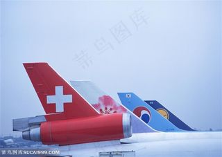 航天运输-漂亮的的飞机机翼