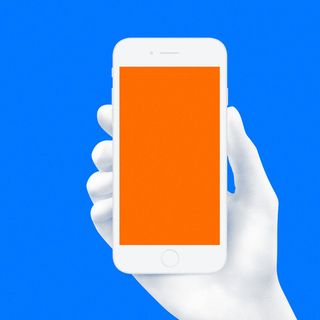 白色右手手持苹果手机展示样机