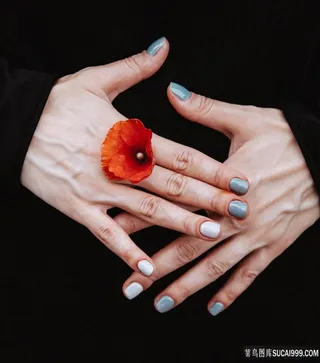 时尚鲜花美甲手模