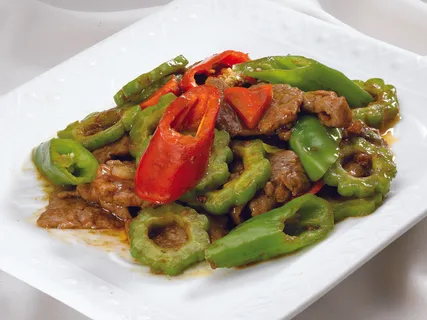 CXC02669凉瓜尖椒炒牛肉 CXC02669凉瓜尖椒炒牛肉
