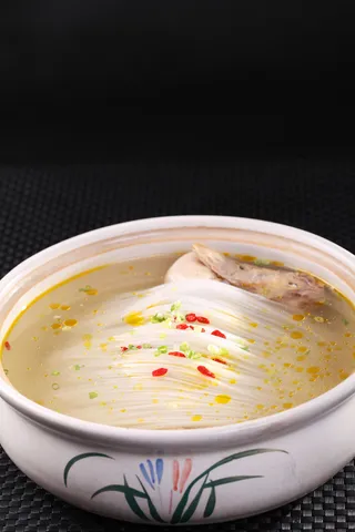 D00087金山麻鸭煲 (1)