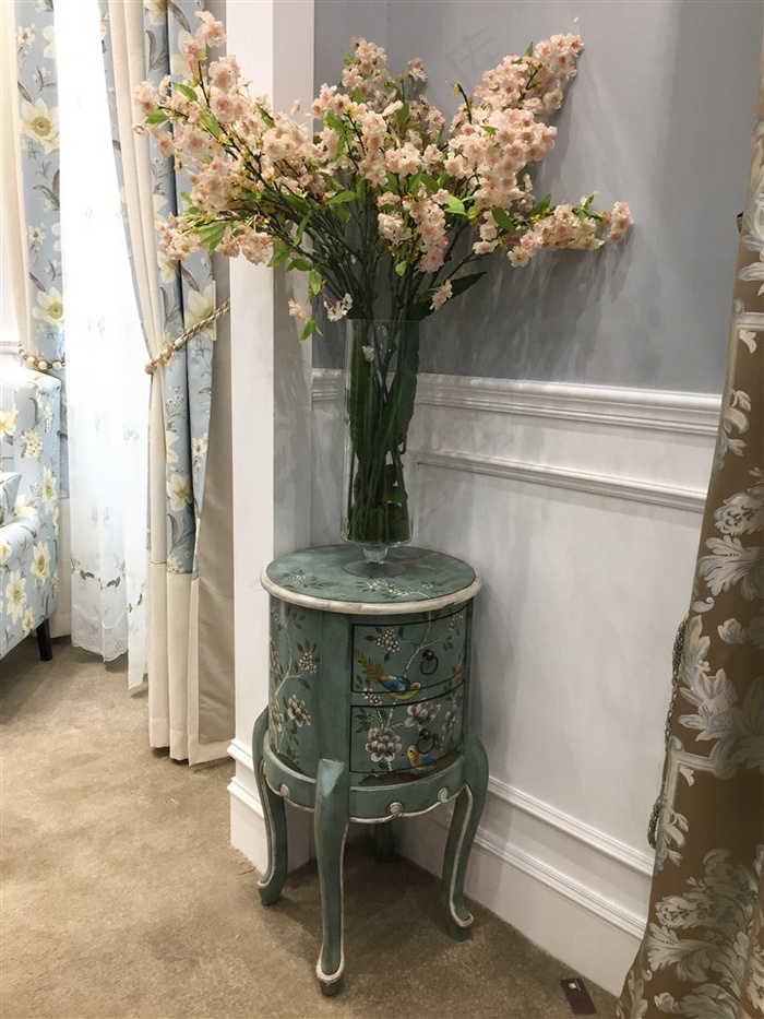 展会特色花瓶