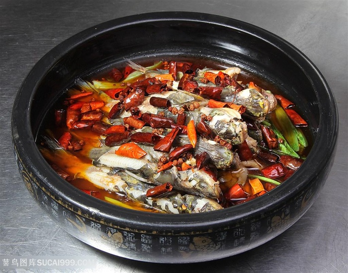 中华美食干锅黄辣丁摄影图