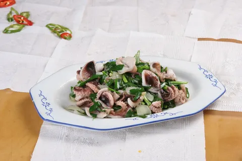 韭菜炒八爪鱼 (1)