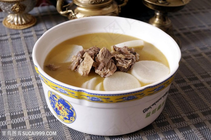 汤萝卜炖牛肉