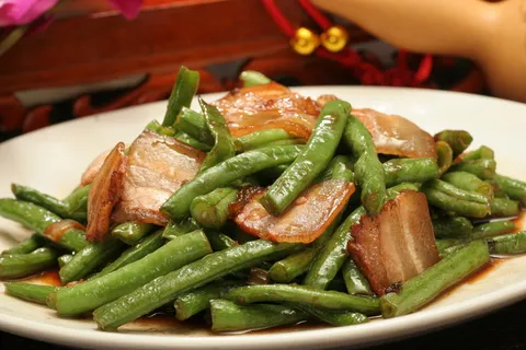 封缸肉炒豆角 (1)