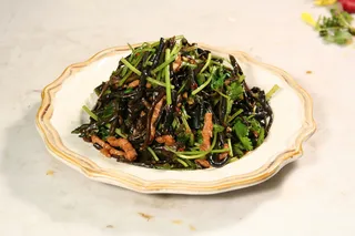 4野蕨菜炒肉筋 乡村小镇