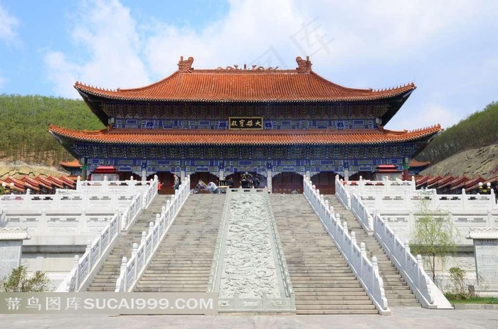 气势磅礴的大雄宝殿