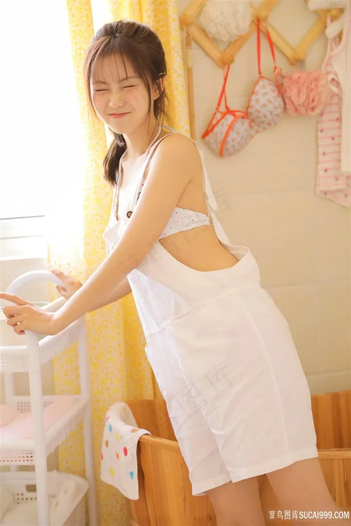 高颜值甜美清纯女神性感写真图片