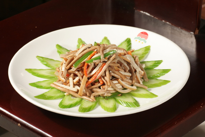 香干茶树菇18元