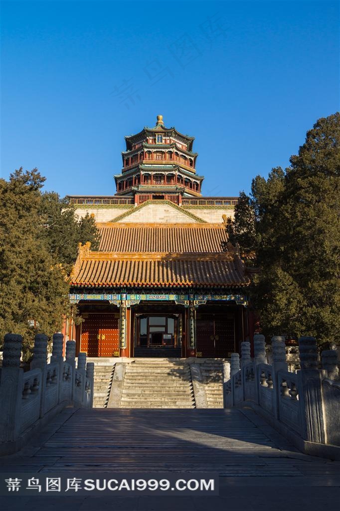 清晨颐和园佛香阁旅游风景名胜