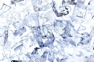 淡蓝色冰块素材