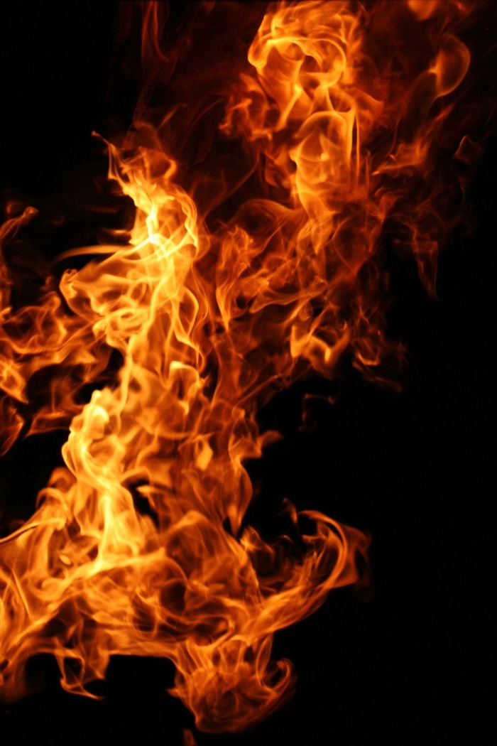 又大又高的火焰