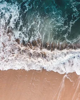 大海潮水涌动图片 大海潮水涌动图片