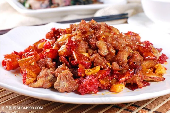 脆椒兔中华美食摄影图
