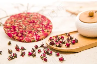 金边玫瑰花冠茶饼摄影