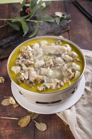 中式鸡肉汤美食摄影图片