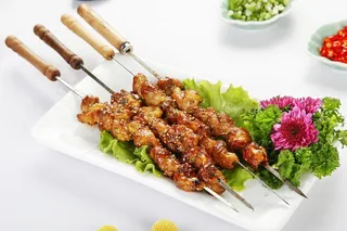 烧烤美食烤肉街边小吃油炸烤鸡脆骨