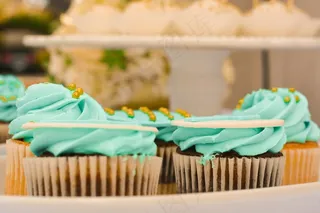 抹茶味小糕点图片