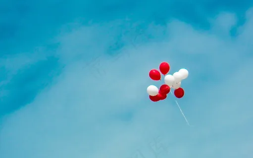 天空气球唯美图片 天空气球唯美图片