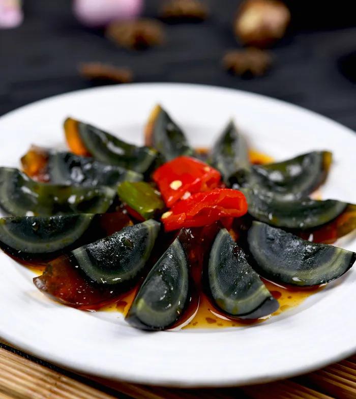 美食凉拌皮蛋 