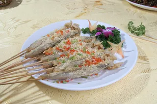 7避风塘龙头鱼18元