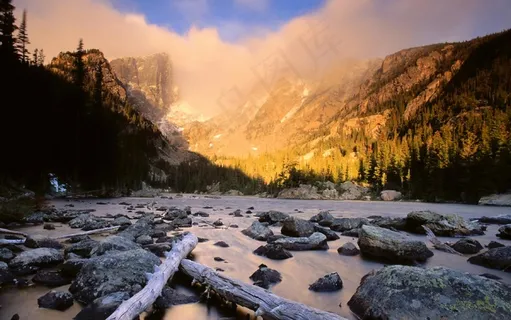 山外的景色  山外的景色