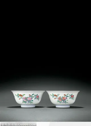 中华传统工艺-一对石榴花纹的瓷碗