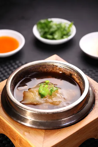 GY00219石锅鱼翅 (2)